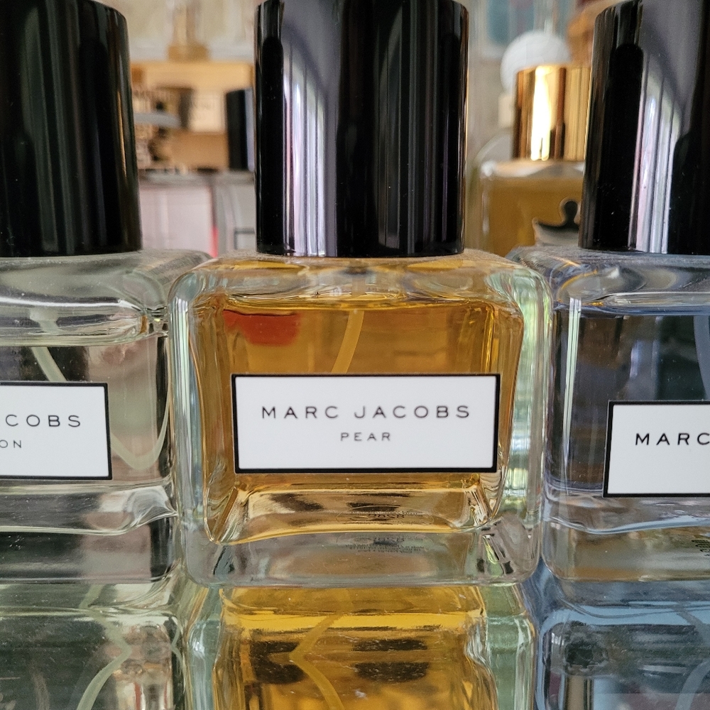 Marc Jacobs Rain Pear Cotton Cucumber Perfume - Picture 3 of 9